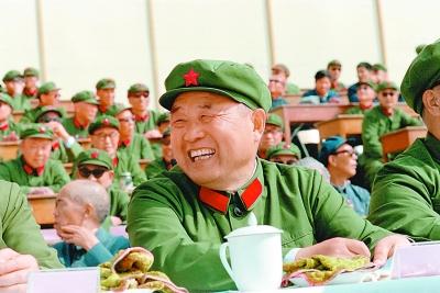 八大军区司令对调，韩先楚有顾虑，毛主席说：我的牙要不要补？