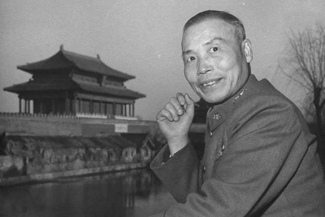 1965年，蒋介石为统一提条件：可交出己方海空军，百姓生活要保证