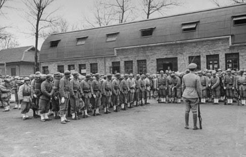 1949年，毛主席在香山险些遇袭，之后在周总理的劝说下搬进中南海