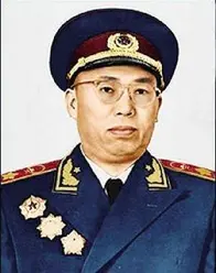 “五星少将”谭友林！八位将军为他争取军衔，罗荣桓承认评定过低