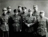 张灵甫阵亡后，整编74师俘虏拒绝思想改造，最后被司务长收服