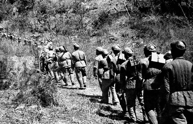1950年，周总理说：入朝部队叫支援军，黄炎培提出：叫志愿军更好