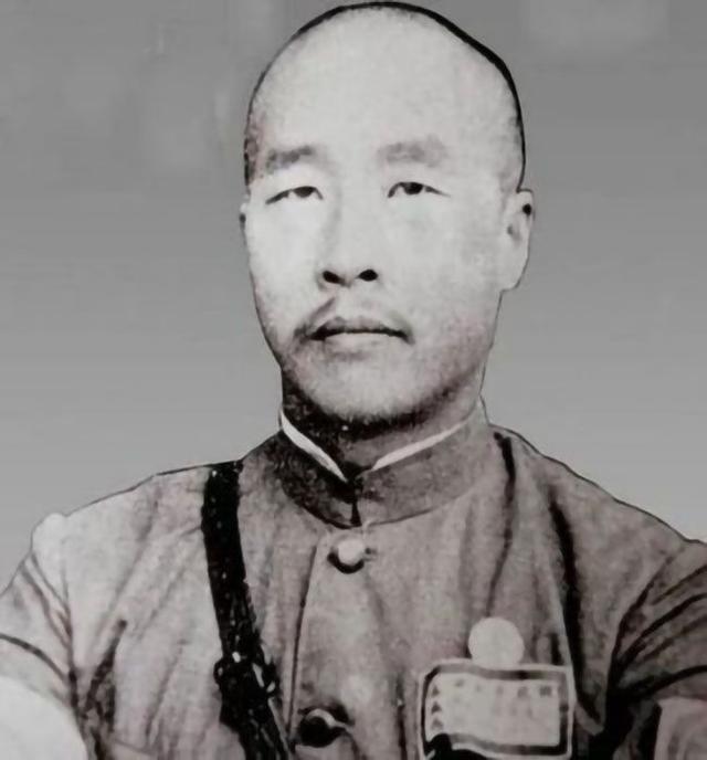 1938年，抗日军队去吴佩孚家请求支援，吴佩孚：把重机枪抬出来