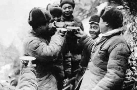 1950年，韩复榘之子韩子华参加志愿军，一度感叹：战士们太老实了