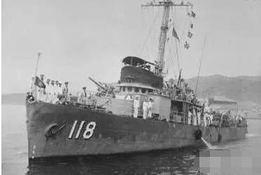 1954年，我鱼雷艇成功伏击敌人驱逐舰，陶勇大喊：蚂蚁咬翻了大象