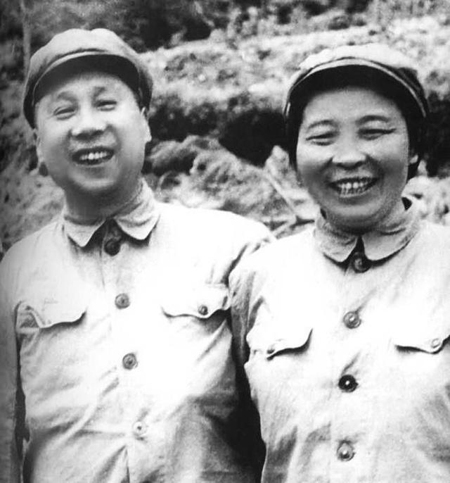 1955年，女将军李贞回到家乡，她的前夫紧张不已：她会放过我吗？