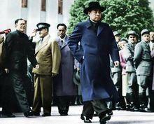 1951年，一个小贩对审讯者说：我是情报员鲍君甫，陈赓能为我证明