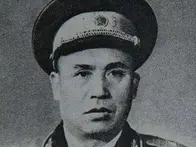 1998年，开国少将贺东生去世前对妻子说：该告诉孩子他们的身世了