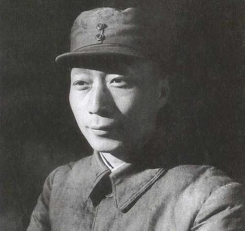 1941年，数千日寇攻击一千匪军，聂荣臻得知后说：送500枚手榴弹