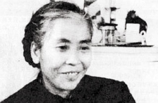1949年，贺子珍妹妹在寻找毛岸红时遇难！主席哀叹：都是我的错