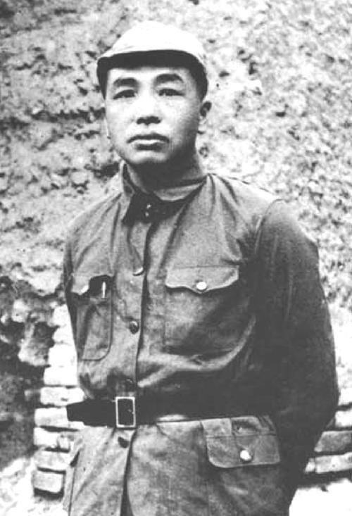 1937年，八路军手推火车皮弄来六车武器，彭德怀说：还给阎锡山