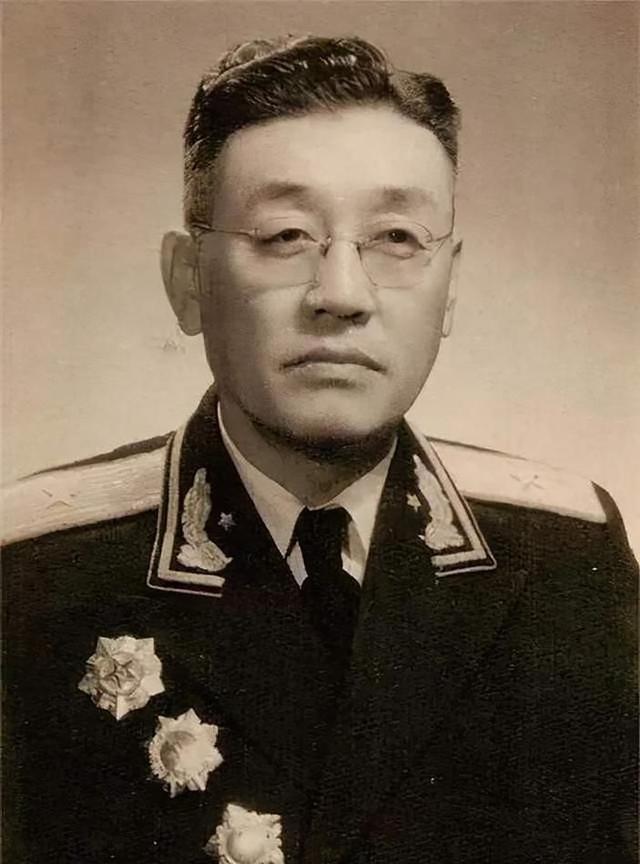 1955年，军长贺晋年拟被授予大校军衔，毛主席说：他应该是少将