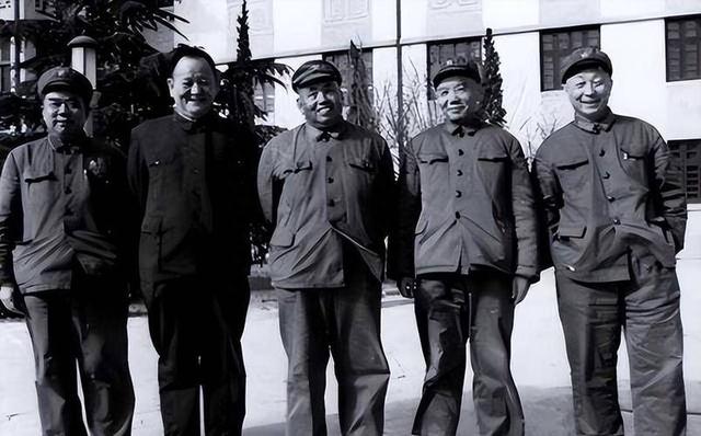 1971年，毛主席面命许世友抓捕王维国，许世友：先调两个师过来