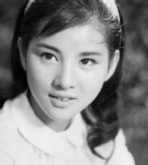 1945年，远征军连长刘运达娶了日本女战俘，谁知她是千亿豪门之女