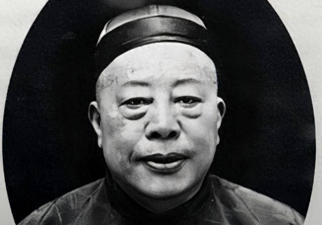 上海青帮大亨的人生转折：送子参军抗日，解放后陈毅市长亲自探望